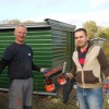 De container weer netjes in de menie